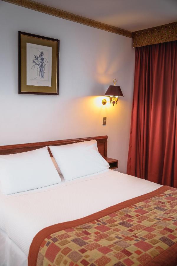 Hotel Los Navegantes 푼타아레나스 외부 사진