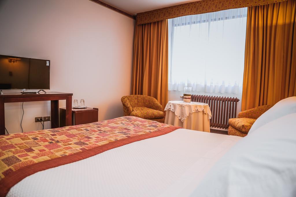 Hotel Los Navegantes 푼타아레나스 외부 사진