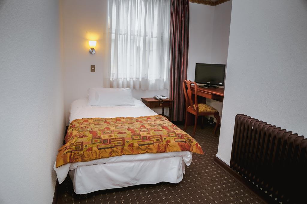 Hotel Los Navegantes 푼타아레나스 외부 사진